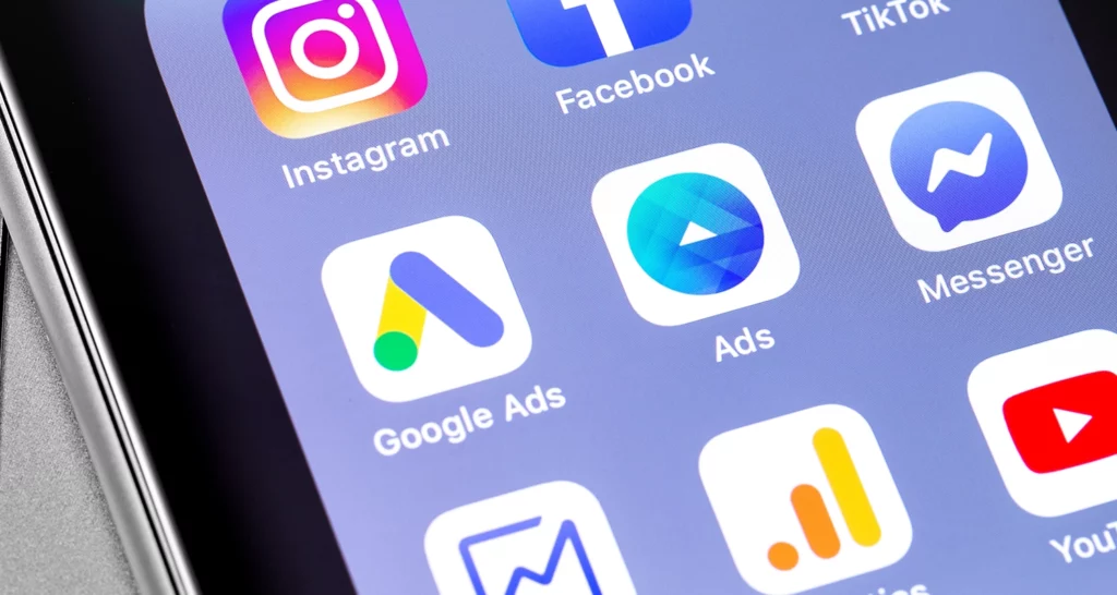 Que choisir entre la publicité Facebook et la publicité Google ?